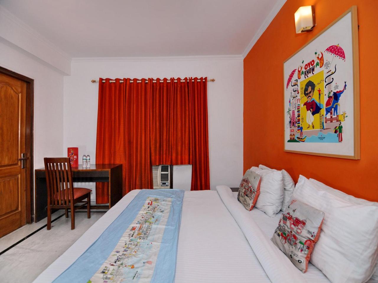 Oyo Flagship 592 Hauz Khas Village Нью-Дели Экстерьер фото